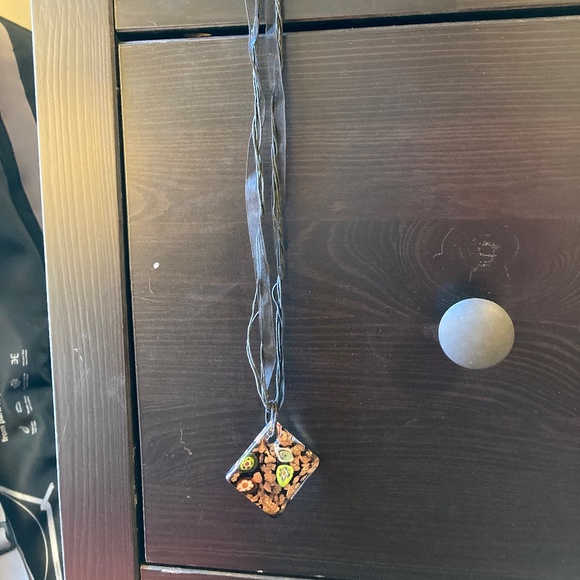 Seven fun and pretty necklaces! - Picture 2 of 8